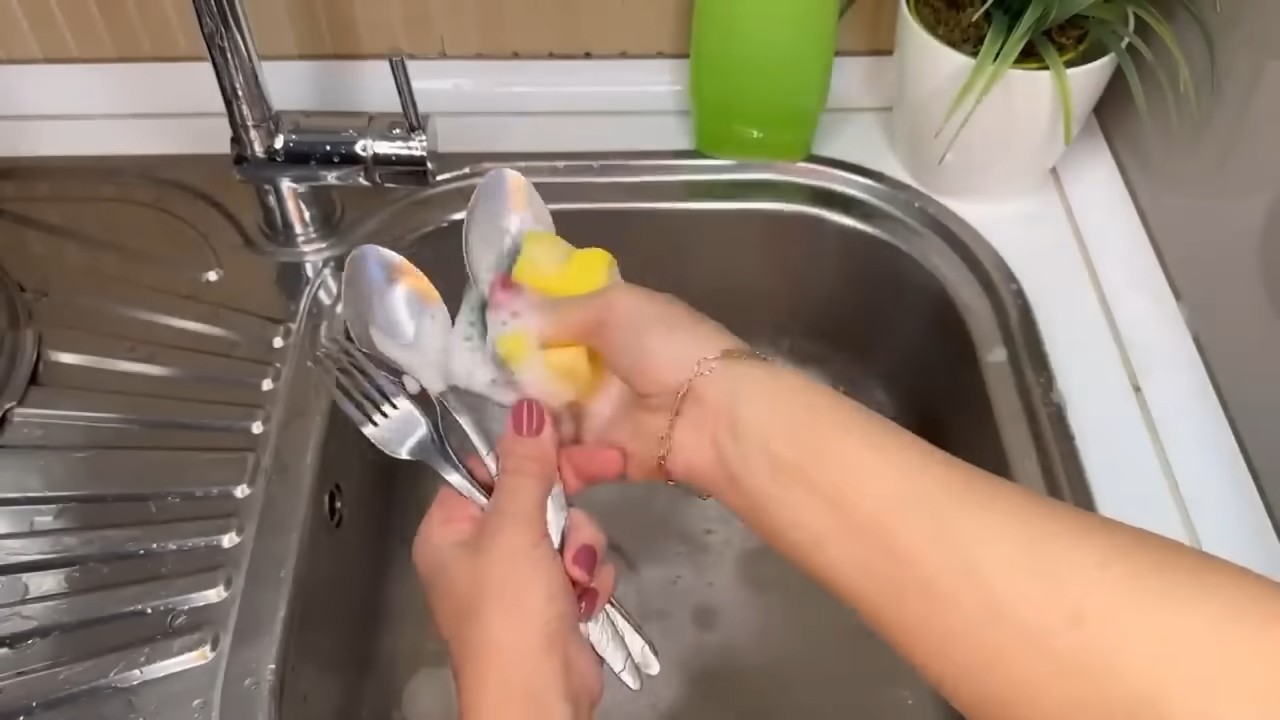 Salt and Detergent Cleaning Mix