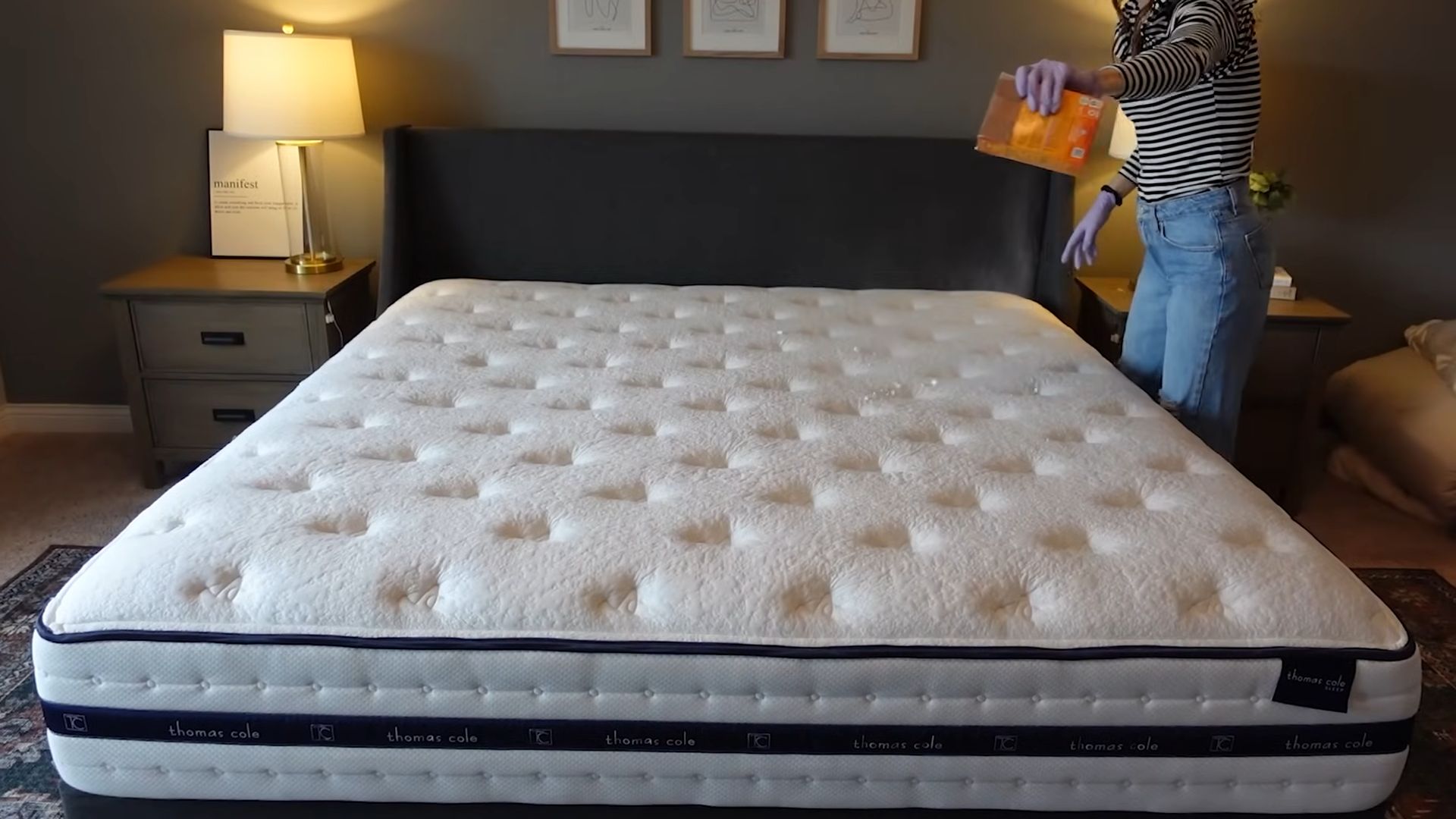 Baking soda for clean bed