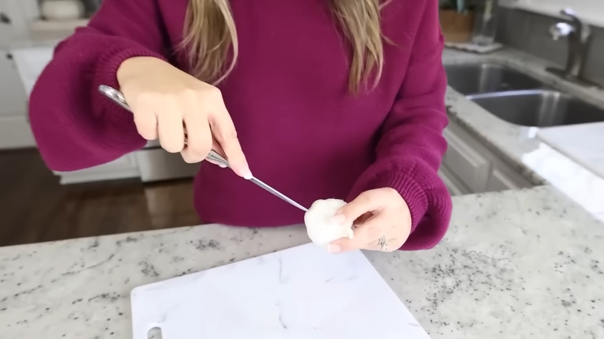 Kitchen Garlic Hacks