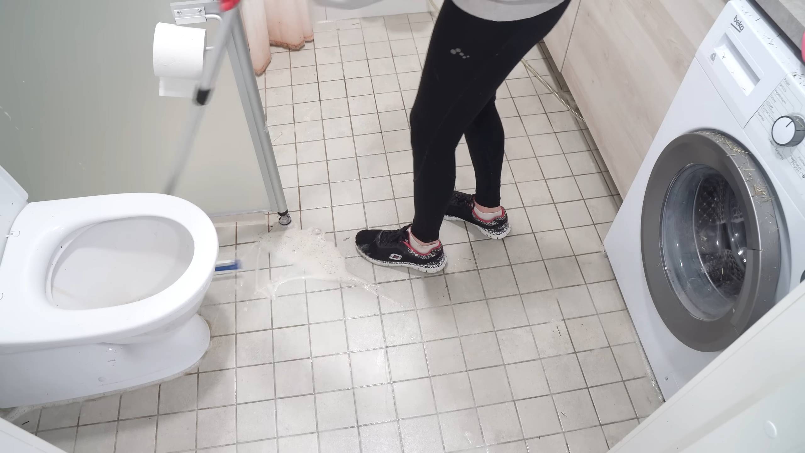 Clean Bathtub and Shower Tips