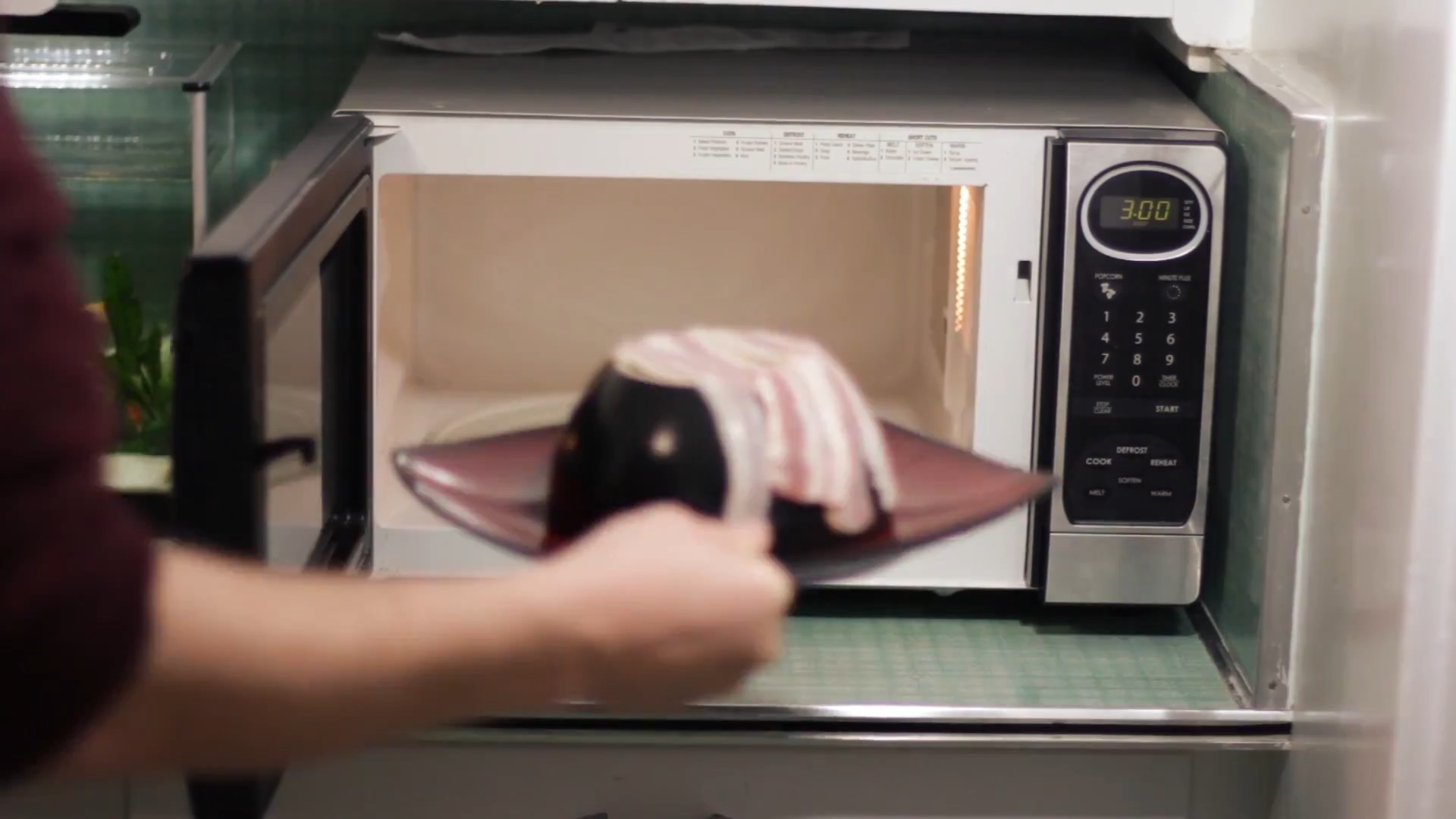 Microwave cleaning hacks